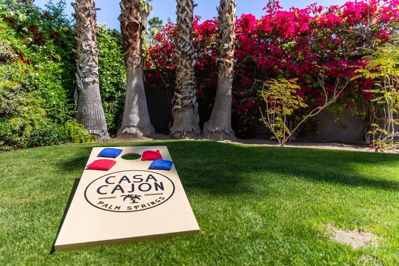 Palm Springs Home Covered Patio, Pool And Games! USA