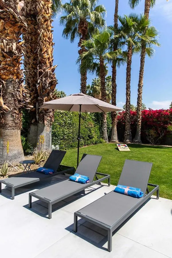 Feriehus Palm Springs Home Covered Patio, Pool And Games!